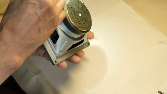 Panasonic RX-CW 200L. Часть 2-я. Замена подвесов динамиков. смотреть онлайн