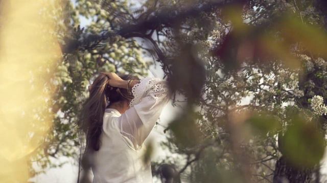 NOURISHED x ROMY COLLECTION IS NOW AVAILABLE смотреть онлайн