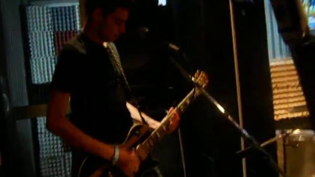 Skillet - "Monster" (messing around at rehearsal) смотреть онлайн