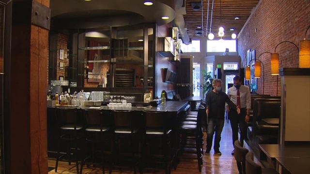 Colorado Restaurants Face Unique Challenges Under New Reopening Guidelines смотреть онлайн