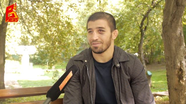 Рустам Хабилов: "Топы не хотят никуда лететь, но мы сами можем прилететь" смотреть онлайн