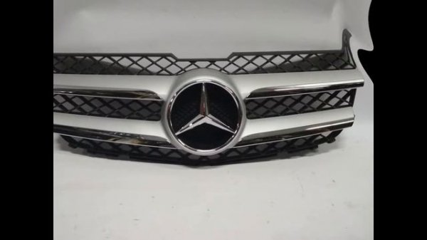 Решетка радиатора Shop4auto