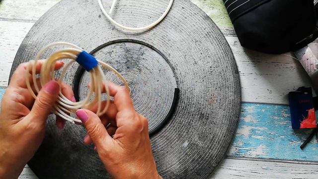 Как сделать круглый шнур. Мастер класс. Украшения из ювелирной сетки смотреть онлайн