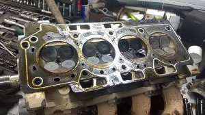 Ремонт головки блока цилиндров(ГБЦ) Chery Tiggo T11 в автосервисе Автокрафтер.