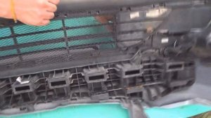 УСТАНОВКА СЕТКИ НА РЕШЕТКУ РАДИАТОРА КИА РИО 3 СВОИМИ РУКАМИ ЗА ЧАС