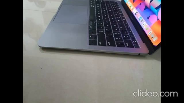 Apple Mac Book Air 2018 / i5 / Touch Bar Model with Touch Id смотреть онлайн