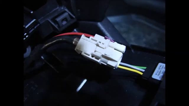 Škoda Octavia III - výměna USB konektoru. смотреть онлайн