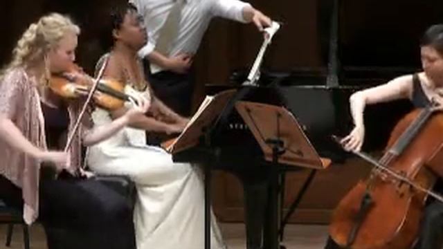 Beethoven "Ghost" Trio: Michelle Cann piano смотреть онлайн