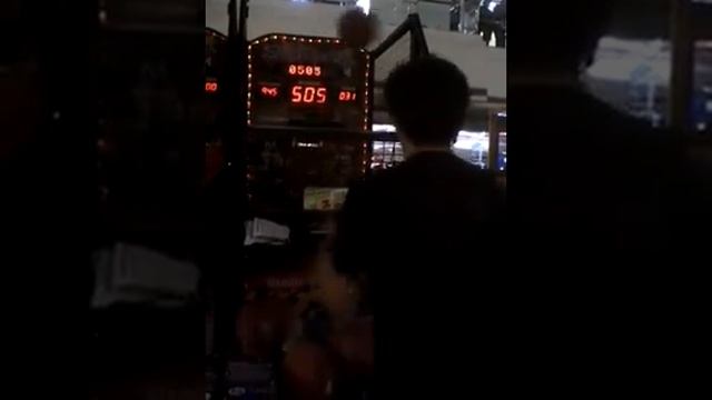 Crazy Hoops II basketball arcade game world record смотреть онлайн