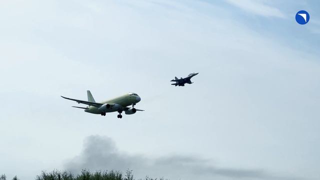 Импортозамещенный «Суперджет» совершил первый полет смотреть онлайн