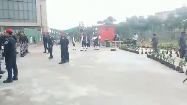 D1 is the security good boys Bangalore bharatya city. смотреть онлайн