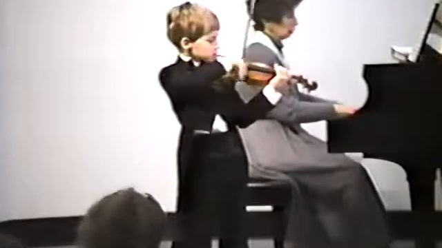 Scottie Waldron: Viotti Concerto #23 in G (excerpt, first solo) смотреть онлайн