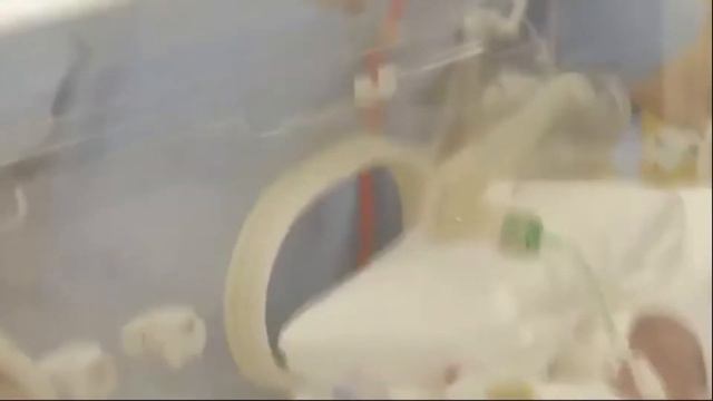 Девушка из Мали родила сразу 9 детей, чем очень удивила как врачей, так и мужа. Счастья всем!!! смотреть онлайн