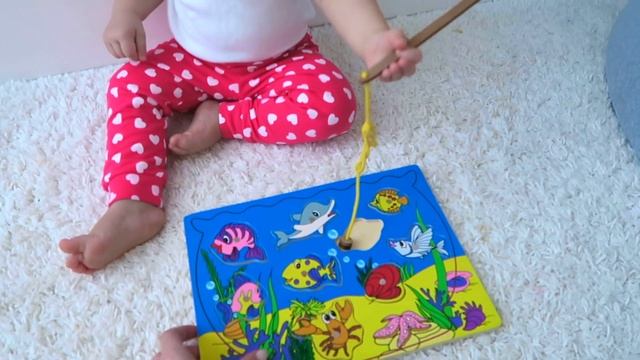 РАЗВИВАЮЩИЕ ИГРУШКИ ДЛЯ ДЕТЕЙ В 1 - 1,5 ГОДА / Чем занять ребенка? смотреть онлайн