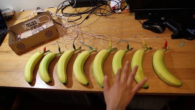 Arduino Banana Piano смотреть онлайн