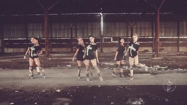 В паутине| InnaShow E-dance studio смотреть онлайн