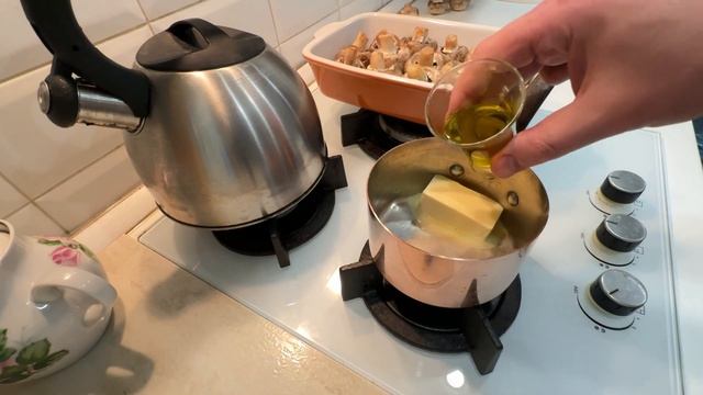 Проще не бывает. Паста из запеченных шампиньонов. Справится любой! смотреть онлайн