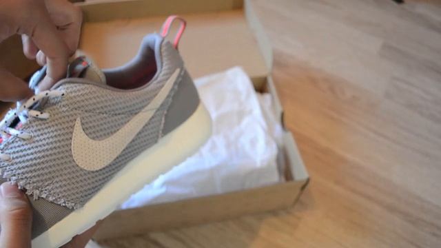 Обзор NIKE ROSHE RUN CANVAS смотреть онлайн