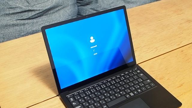 【起動】Surface Laptop 5 13.5インチ レビュー смотреть онлайн