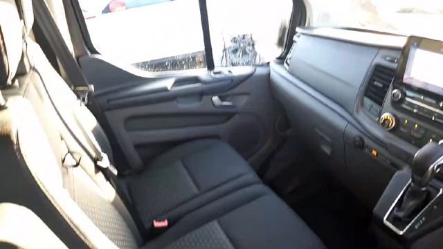 241LS6 - 2024 Ford Transit Custom Kombi 9-SEATER AUTOMATIC 2.0 TD RefId: 42... смотреть онлайн