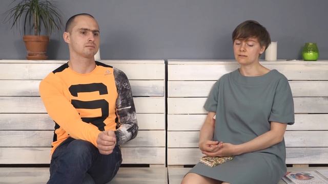 Болит Спина. К Врачам, или на Йогу? смотреть онлайн