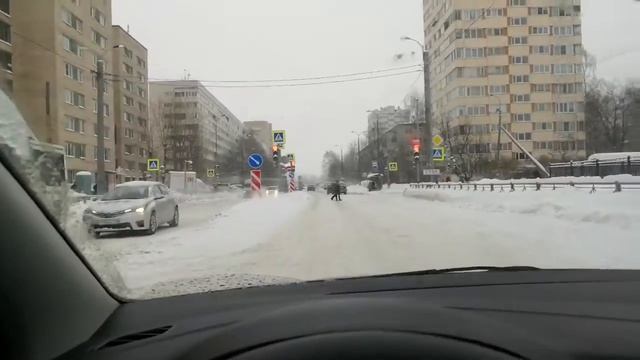 Как чистят дороги в питере смотреть онлайн