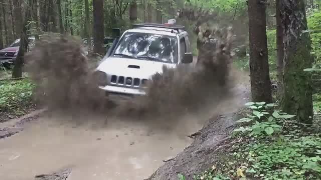 ЗАРУБА МЕРСЕДЕСОВ _ ГЕЛИК _ Mercedes ML320 _ Mitsubishi Pajero _ Suzuki Jimny смотреть онлайн