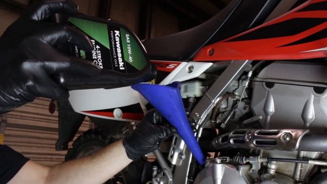 How To Change The Oil On A Kawasaki KLX250 | Kawasaki Motorcycle Oil Change | Partzilla.com