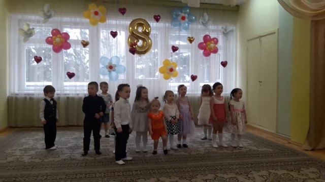 Утренник посвященный 8 марта смотреть онлайн
