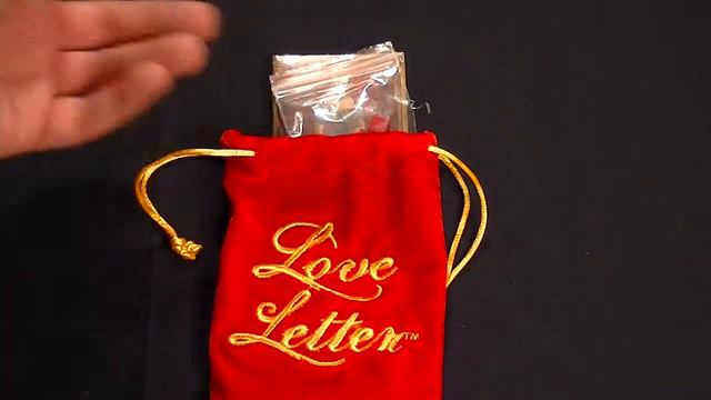 Love Letter First Edition - Unboxing and First Look смотреть онлайн