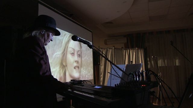 Оркестр Федерико Феллини. Петр (Пит) Аникин. Утренняя серенада смотреть онлайн