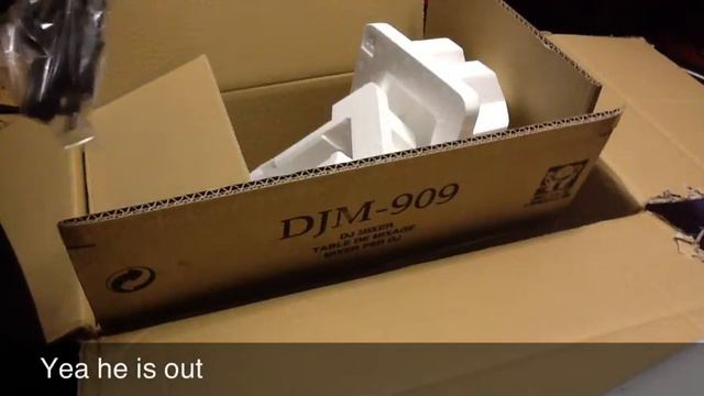 Pioneer DJM 909 Unboxing Video смотреть онлайн