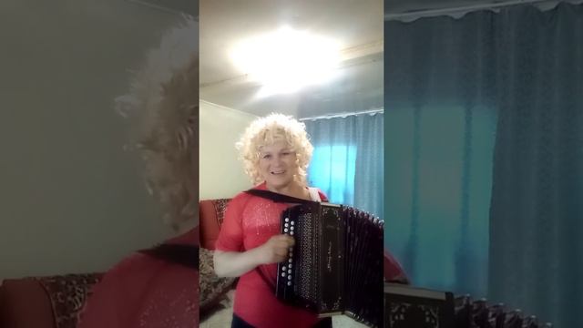Задорная песня под гармонь "Мальчишка безпризорный" смотреть онлайн