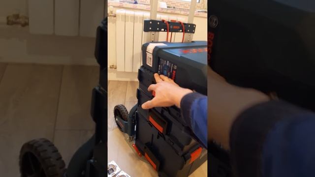 Обзор Перфоратора GBH 2-28F и продолжение эл.монтажа в квартире панельного дома смотреть онлайн