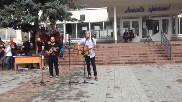 Я не той 5 nizza 50-річчя ІФНТУНГ cover ukulele guitar acoustic смотреть онлайн