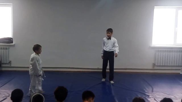 Красавчик малыш смотреть онлайн