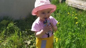 Пробую пшеничную кашу ФрутоНяня! Истории для детей