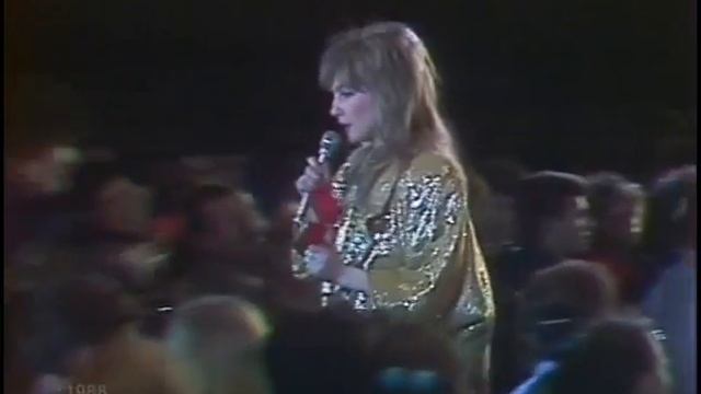 Екатерина Семёнова - На минутку (Шире круг) 1988 смотреть онлайн