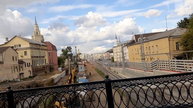 Улица Новая Басманная, не четная сторона.