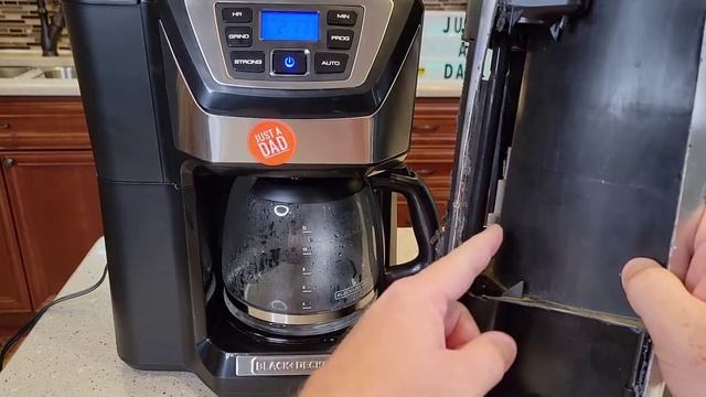 HOW TO DESCALE / CLEAN VINEGAR Black + Decker 12 Cup Mill & Brew Coffee Maker CM5000B смотреть онлайн