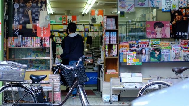 昼の麻布十番商店街 | FUJIFILM X-T5 Velvia video смотреть онлайн