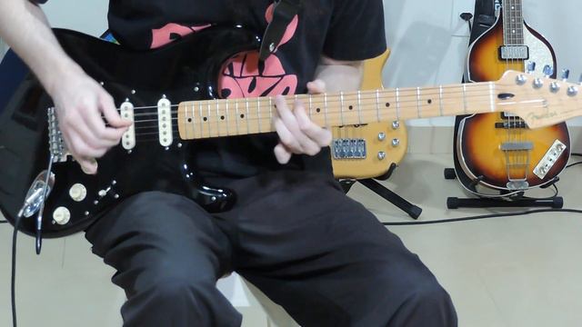David Gilmour's Black Fender Stratocaster FSR - How does it sound ? (HD) смотреть онлайн