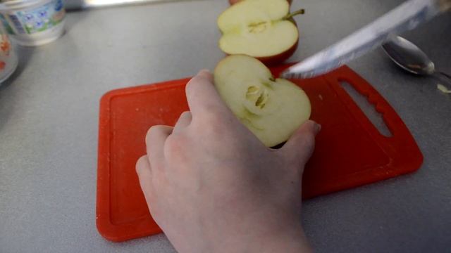 ГОТОВИМ ЗАПЕЧЁННЫЕ ЯБЛОКИ С ТВОРОГОМ смотреть онлайн