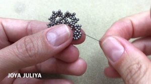 DIY Кулон из бисера. Цветок из бисера.