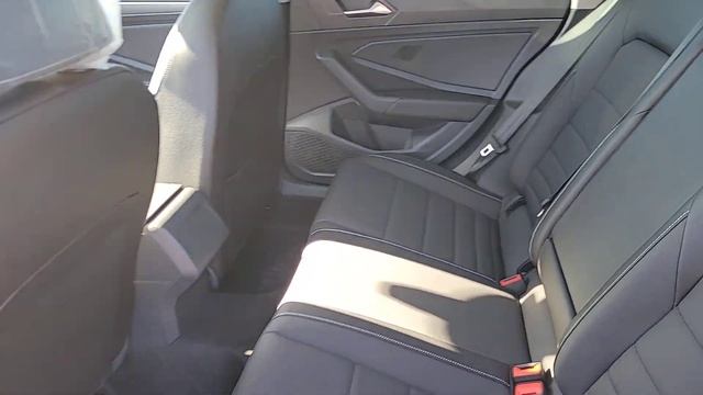 2024 Volkswagen Jetta 1.5T SE NV Las Vegas, Henderson, North Las Vegas, Boulder City, St George смотреть онлайн