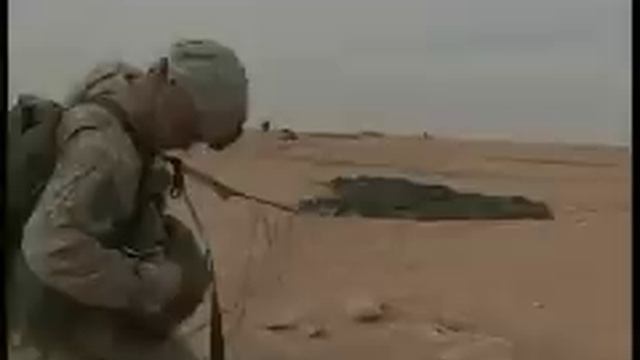 Combat Camera Video: 82nd Airborne Drop in Iraq смотреть онлайн