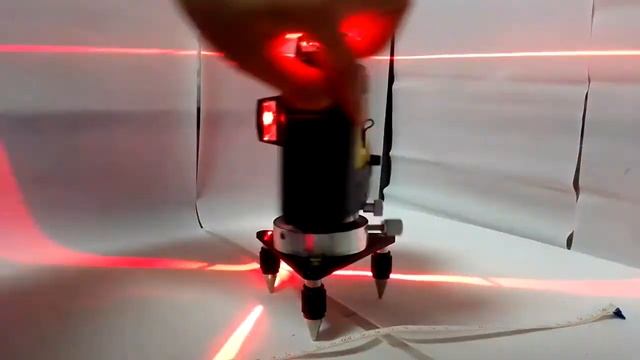 Factory Price to XEAST Professional 3D 12 lines laser level 360 Vertical смотреть онлайн