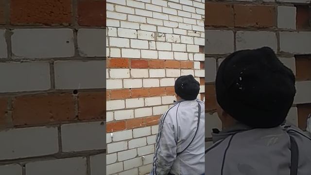 Утепление зазоров пустот воздушной прослойки в стенах фасада дома Пеноизолом смотреть онлайн