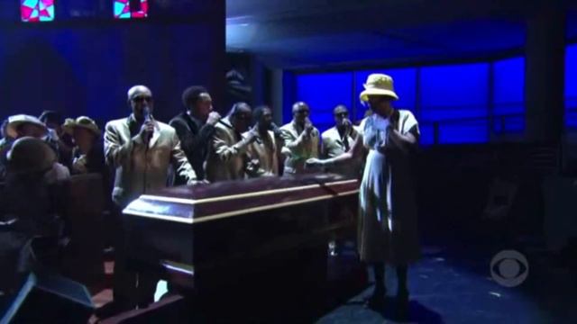 Kanye West - Jesus Walks (Live At 47th Grammy Awards)
