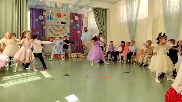 Танго танец от выпускники сада смотреть онлайн